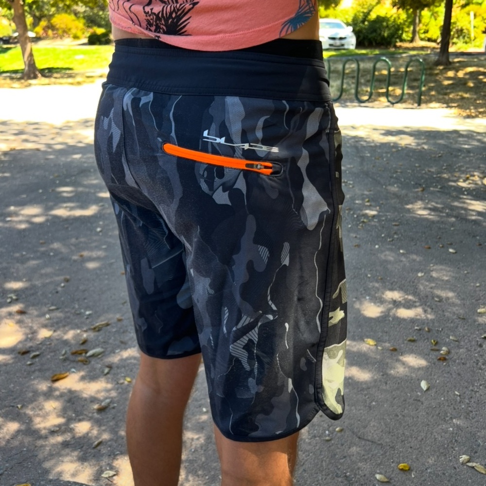 OAKLEY BLADE MEN BOARD SHORTS SURFER SURFING SWIMWEAR Camouflage STRETCH EDGE 32 - Picture 11 of 16